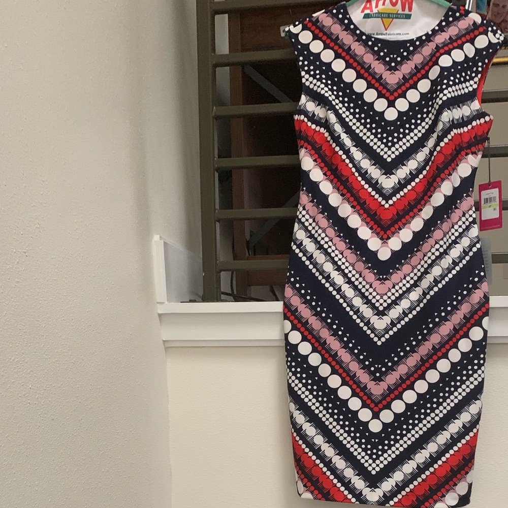 Vince Camuto Body Con Scuba dress NWT